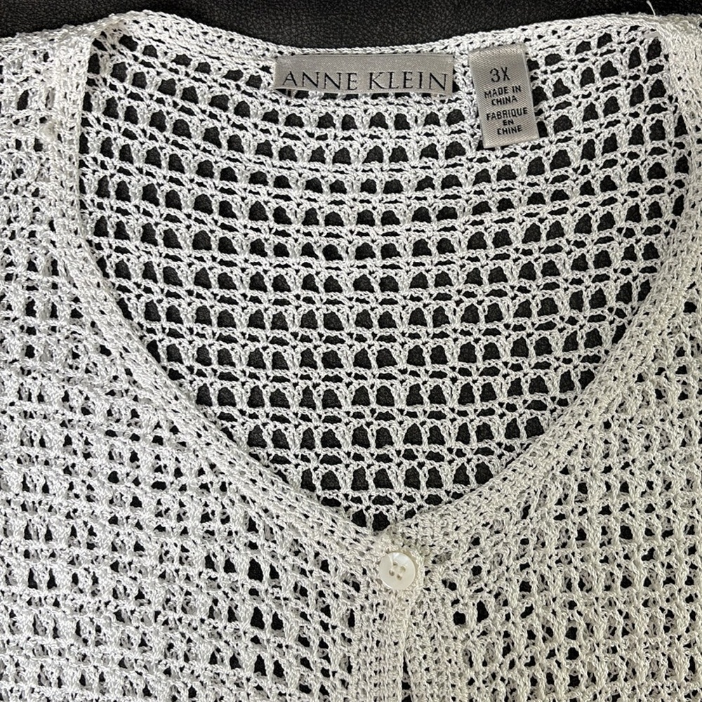 White Crochet long Cardigan Anne Klein 3X plus size - Picture 4 of 4